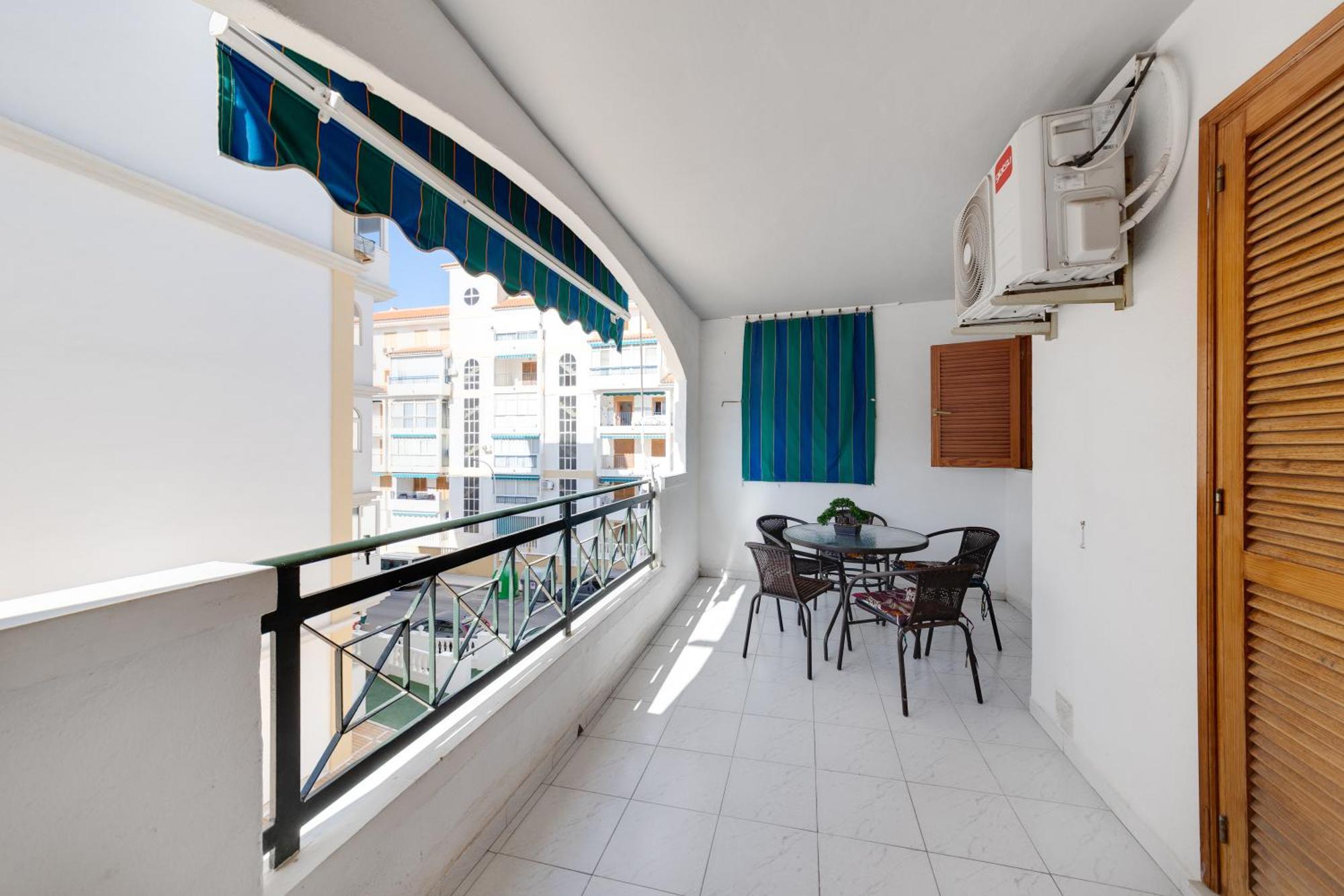 Urb Vinamar Apartment Torrevieja Ngoại thất bức ảnh