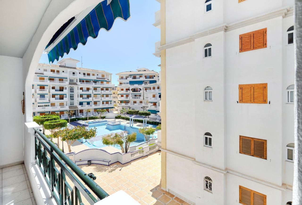 Urb Vinamar Apartment Torrevieja Ngoại thất bức ảnh